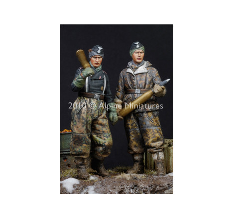 Alpine figurine 35107 WW2 WSS Panther Crew Set 1:35
