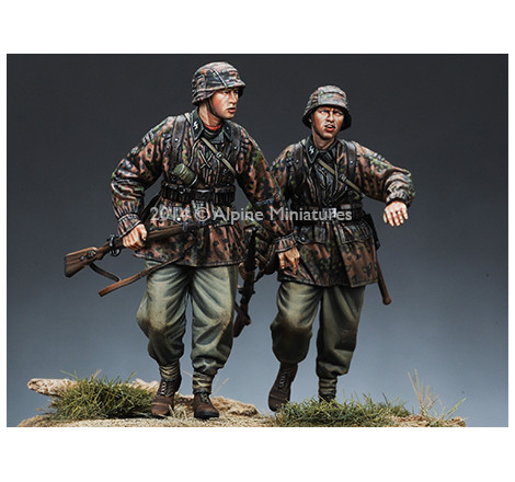 Alpine figurine 35168 WW2 WSS Infantry Set 1:35