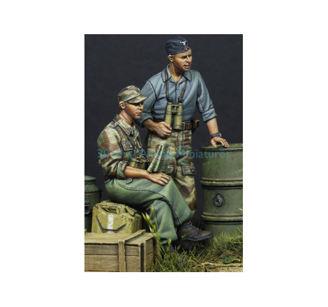 Alpine figurine 35101 WW2 German Pz Crew Summer Set 1:35