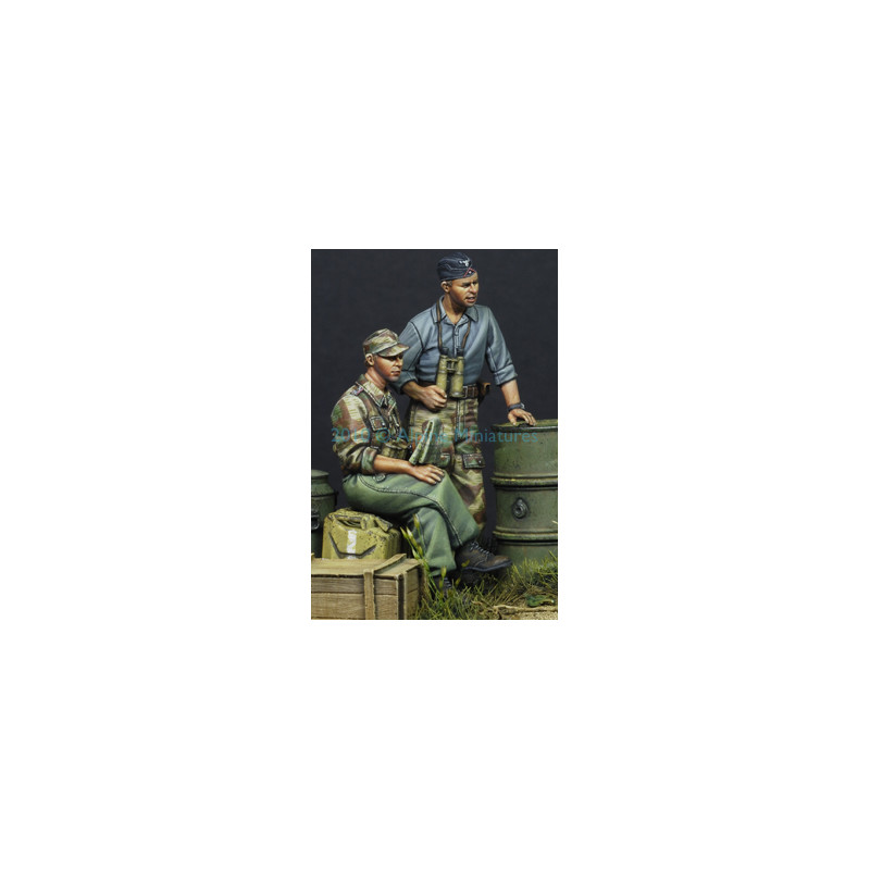 Alpine figurine 35101 WW2 German Pz Crew Summer Set 1:35