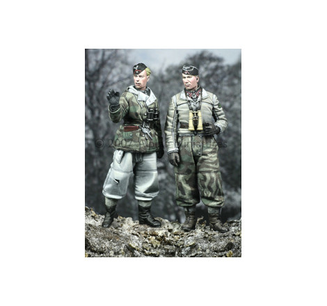 Alpine Miniatures® 35038 Set de 2 figurines équipage de char Panzer en tenue d'hiver 1:35