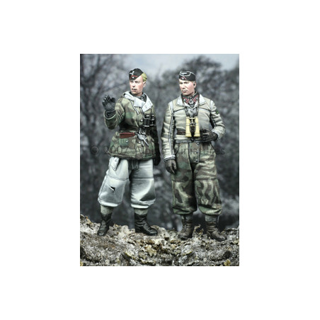 Alpine Miniatures® 35038 Set de 2 figurines équipage de char Panzer en tenue d'hiver 1:35