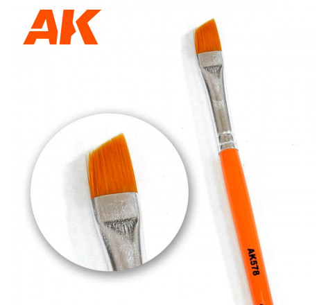 Pinceau AK brosse diagonale pour vieillissement référence AK578