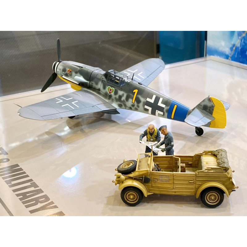 Tamiya® Maquette avion Messerschmitt  Bf109 G-6 & Kübelwagen 1:48 référence 25204