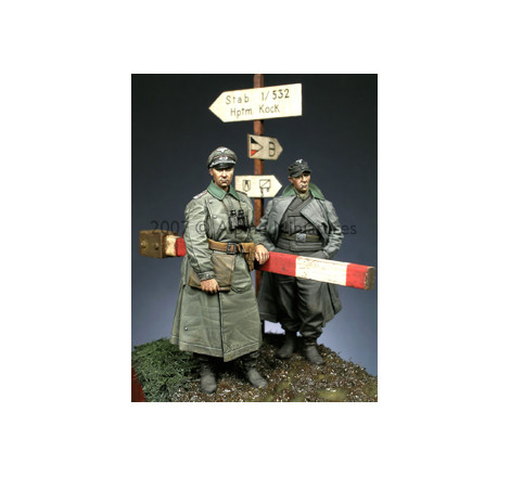 Alpine Miniatures® 35056 set de figurines d'officiers allemands WW2 1:35