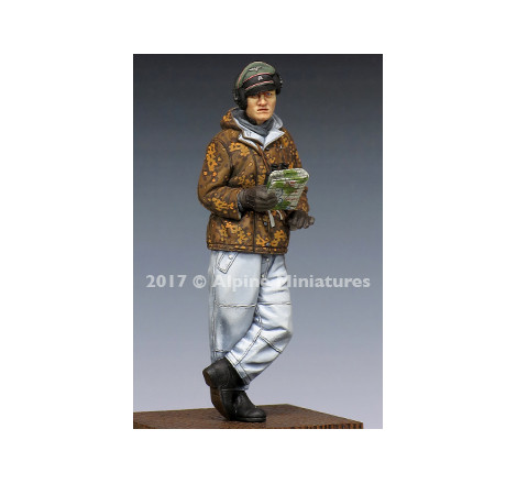 Alpine Miniatures® 35238 figurine Commandant de char Panzer Waffen-SS en tenue d'hiver 1:35