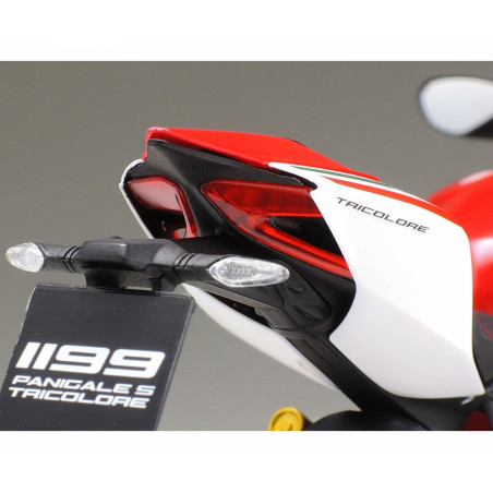 Maquette Tamiya Moto Ducati 1199 Panigale S Tricolore 1/12. Vue arrière