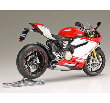 Maquette Tamiya Moto Ducati 1199 Panigale S Tricolore 1/12. Vue arrière