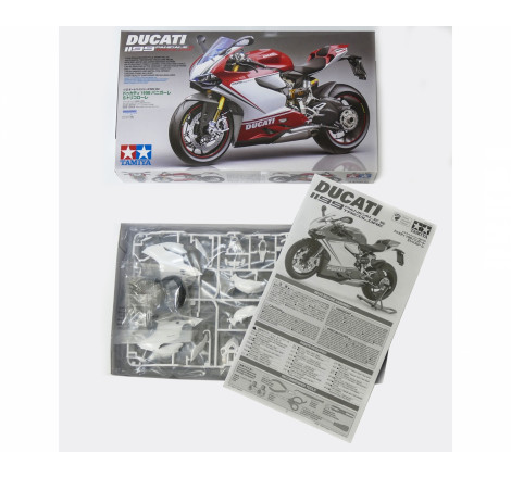 Maquette Tamiya Moto Ducati 1199 Panigale S Tricolore 1/12 en stock !