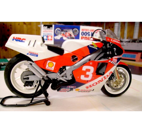 Maquette Tamiya Moto Honda NSR500 Factory Color 1/12 au petit bunker