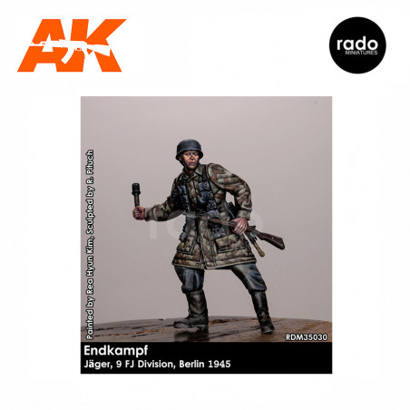 Figurine militaire Edkampf soldat allemand Jäger, 9 FJ Division Berline 1945 1:35