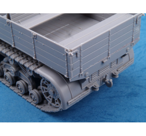 Trumpeter® Maquette Russian Voroshilovets Tractor 1:35 référence 01573.