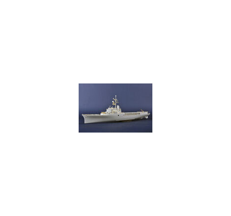 Trumpeter® Maquette militaire bateau Jeanne d'arc porte-hélicoptères Français (2008) 1:350 référence 05635.