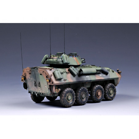 Trumpeter® Maquette militaire véhicule USMC LAV-25 Piranha 1:35 référence 00349.