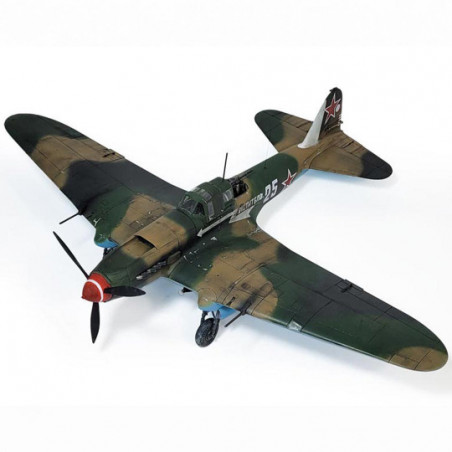 Academy® Maquette d'avion IL-2m3 « Berlin 1945 » 1:48 référence 12357.