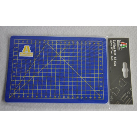 Tapis de coupe A5  Italeri 230x167 mm 50829